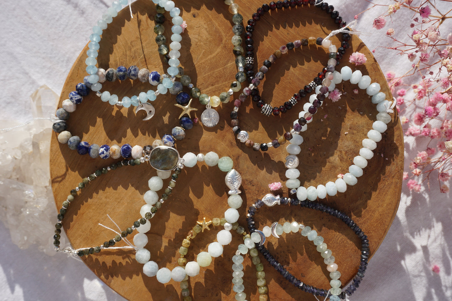 Armbänder