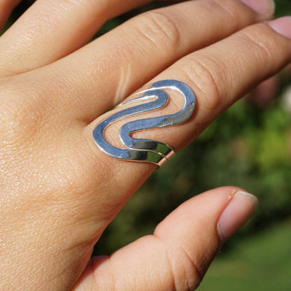 Ring Twisted